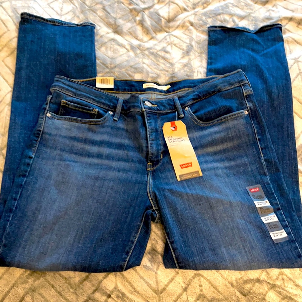 NEW 314 Levi’s Shaping Jeans 18